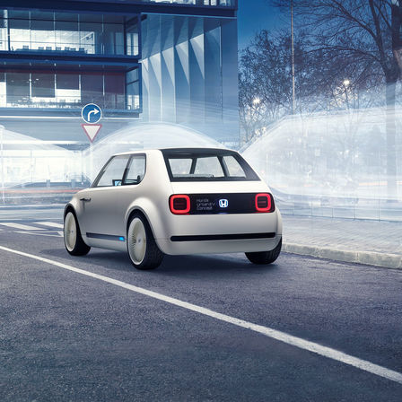 Vue de trois quarts arrière de la Honda Urban EV Concept.