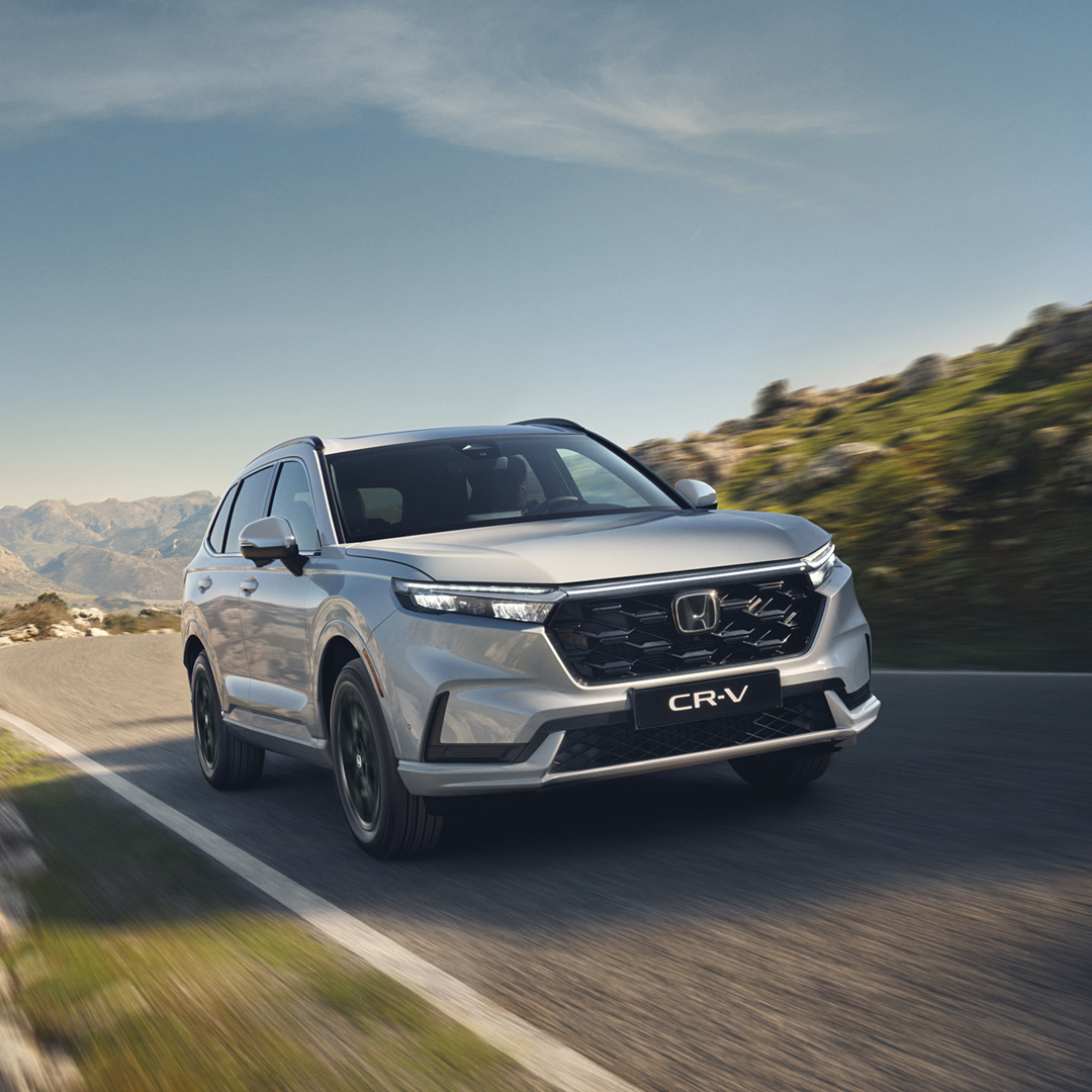 CR-V blanc avec zone de recharge mise en relief