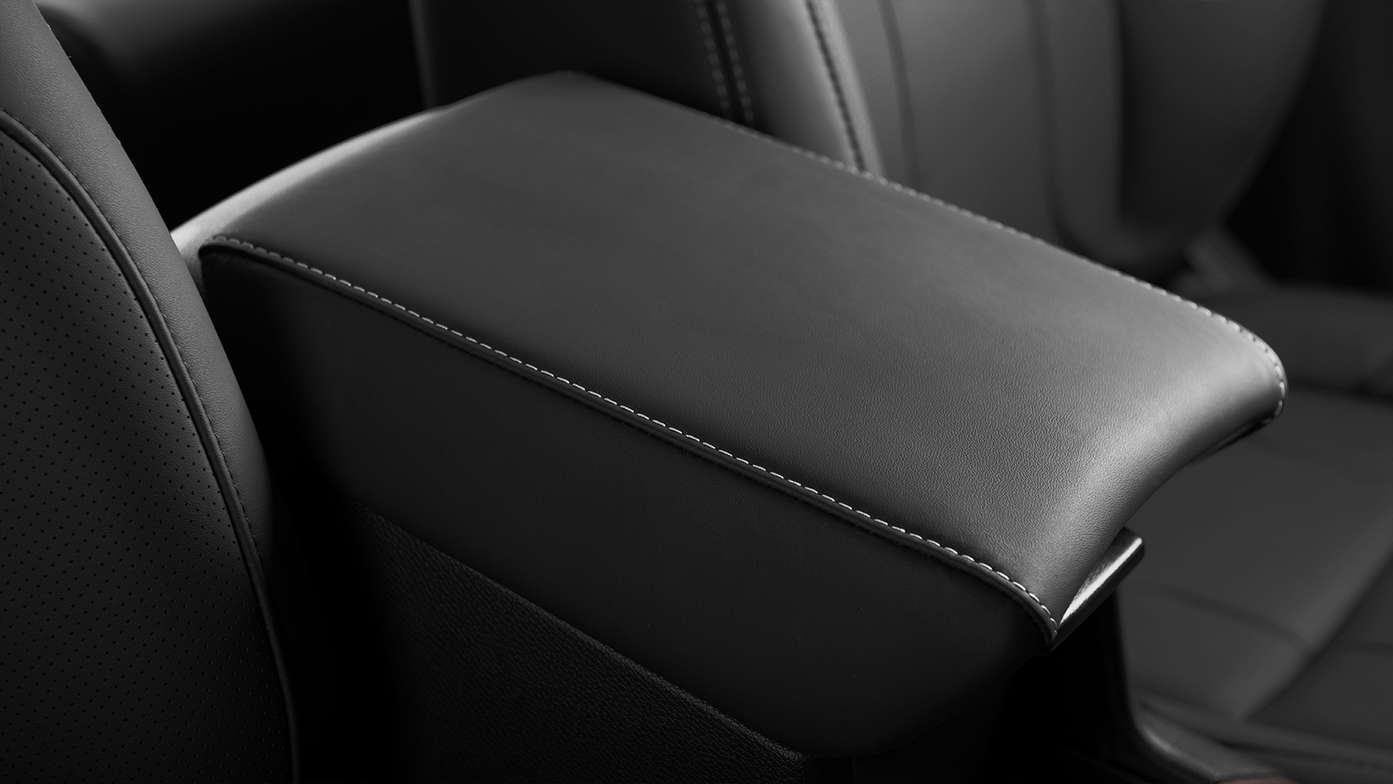 Gros plan sur la sellerie cuir du Honda CR-V.