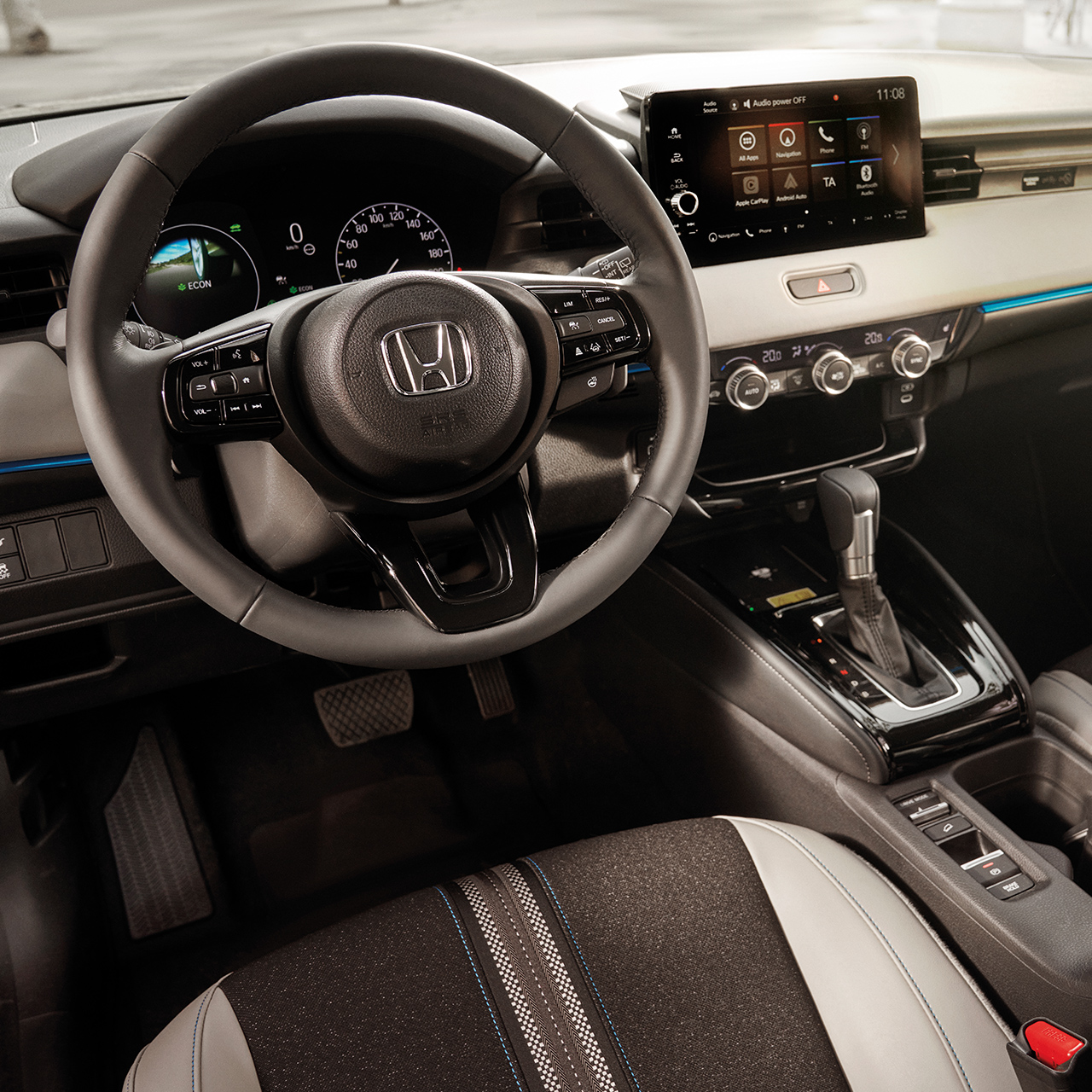 Intérieur conducteur et passager. 