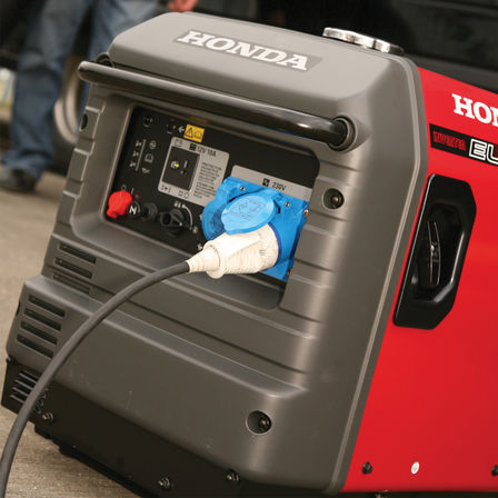 Vue rapproch&eacute;e d'un groupe &eacute;lectrog&egrave;ne Manoeuvrable High-Tech.