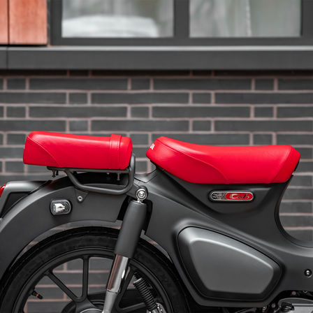 Honda - Super Cub C125 - Pensée et conçue pour les motards