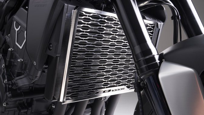 CB1000R Black Edition, GRILLE DU RADIATEUR