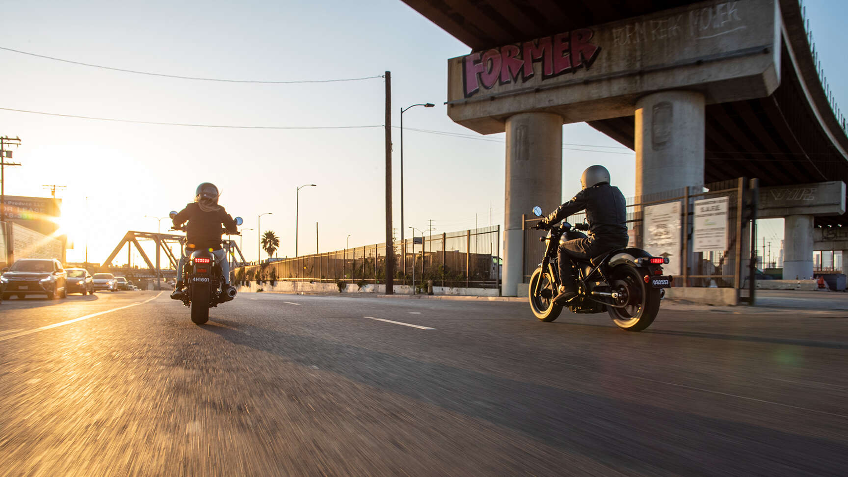 CMX500 Rebel avec deux pilotes